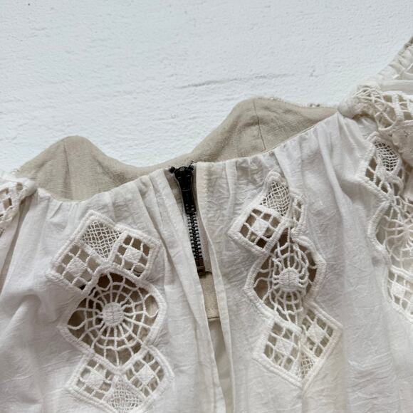 Stone Cold Fox Cream Lace Off Shoulder Romper, Size 1 (XS/S) - Picture 10 of 10